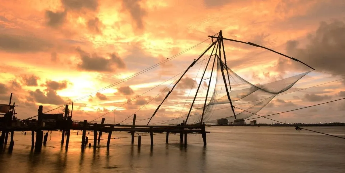 Cochin Chinese Fishing Nets Kerala Tour