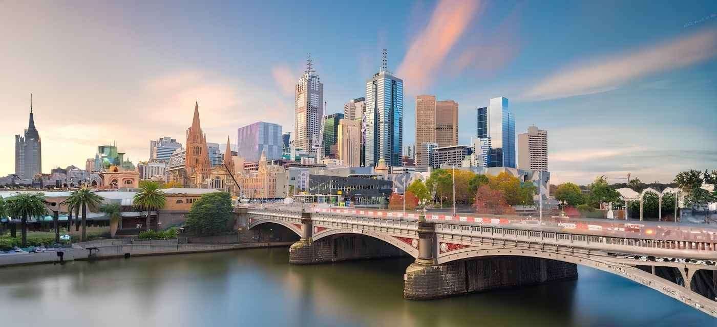 Melbourne Australia City Tour and Travel Package