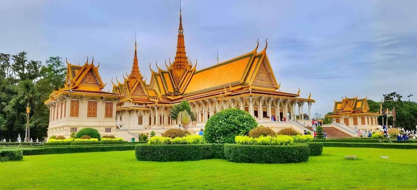 Phnom Penh Sightseeing and Cambodia City Tour