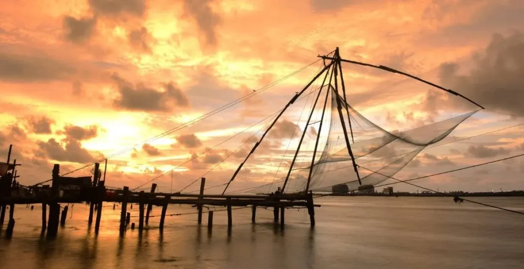 Cochin Chinese Fishing Nets Kerala Tour