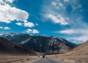 Magnetic Hill Leh Ladakh Scenic Mountain Road