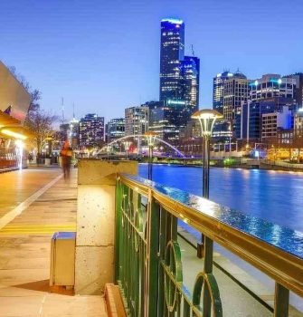 Melbourne Australia City Tour and Travel Package
