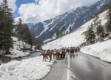Srinagar to Pahalgam Valley of Shepherds Kashmir