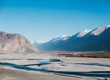 Thajiwas Glacier Sonmarg Kashmir Scenic Snow Mountains