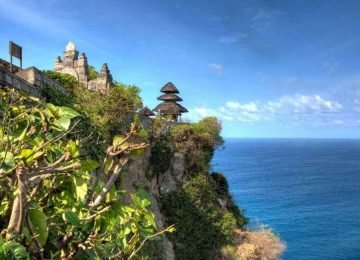 Uluwatu Temple Bali Cultural Tour and Travel Package
